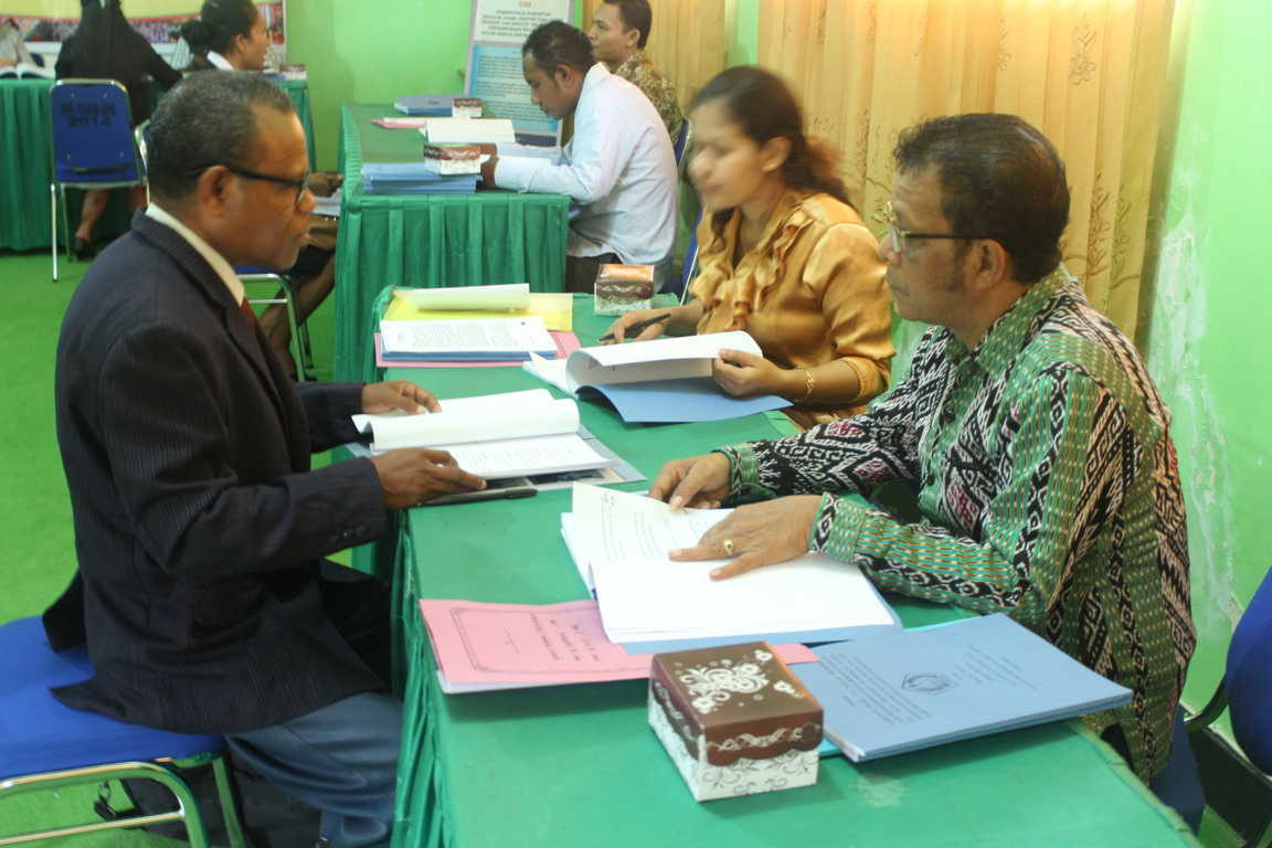 UJIAN SKRIPSI 2016 (3)