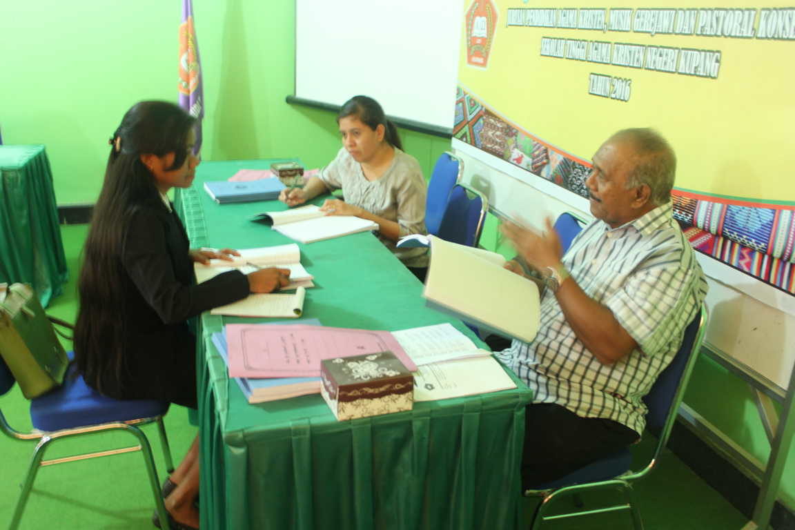 UJIAN SKRIPSI 2016 (4)